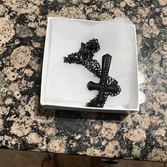 Chain - Picture 4 of 4